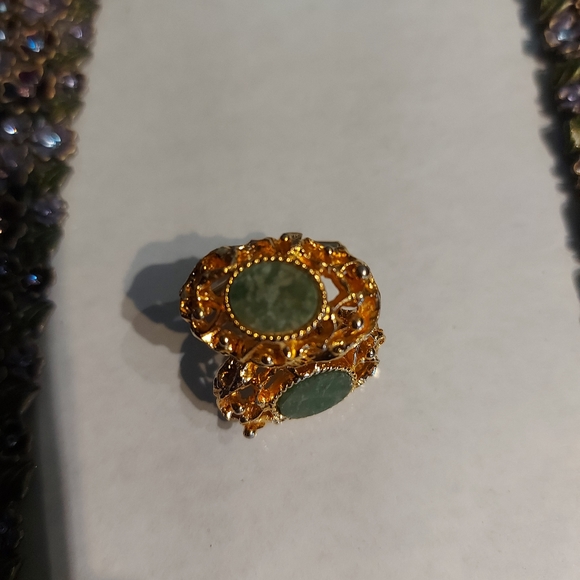 BC Jade Cuff Links - Picture 2 of 9